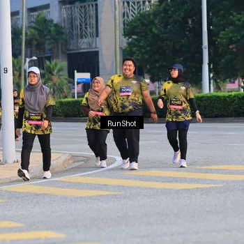 Runner Photo 6987808