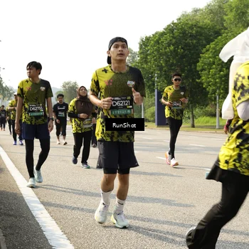 Runner Photo 6987825