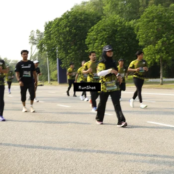 Runner Photo 6987850