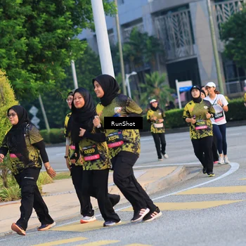 Runner Photo 6987881
