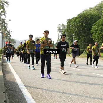 Runner Photo 6987882