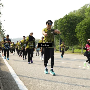 Runner Photo 6987898