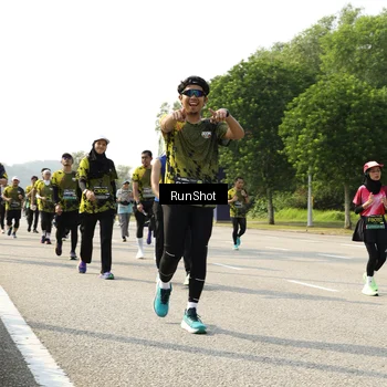 Runner Photo 6987902