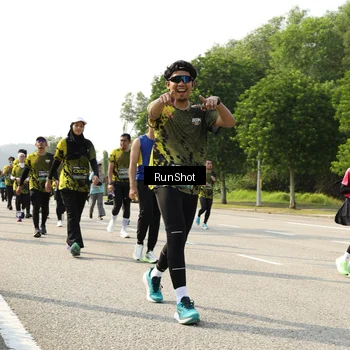 Runner Photo 6987905