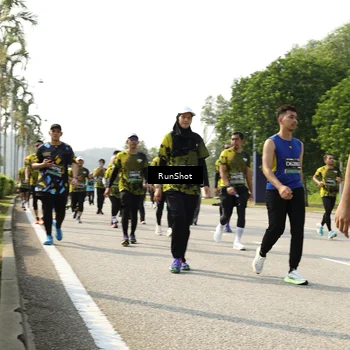 Runner Photo 6987912