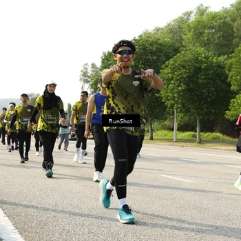 Runner Photo 6987916