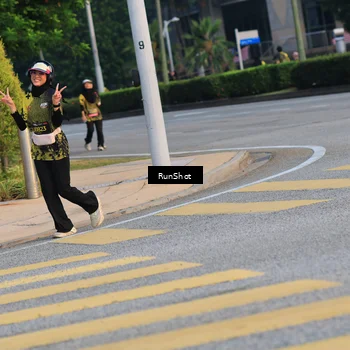 Runner Photo 6987922