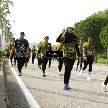 Runner Photo 6987926
