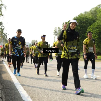 Runner Photo 6987935