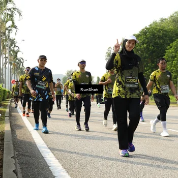 Runner Photo 6987942