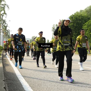 Runner Photo 6987943