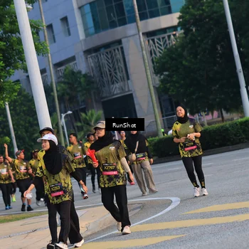 Runner Photo 6987955