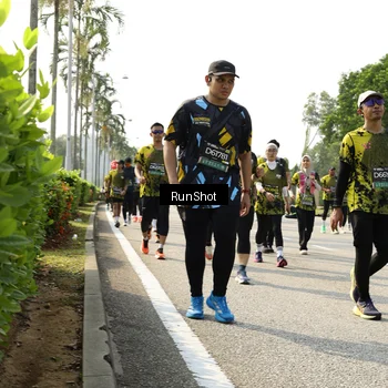 Runner Photo 6987965