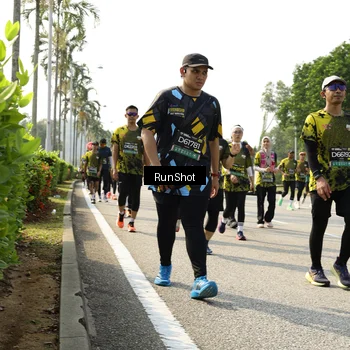 Runner Photo 6987966