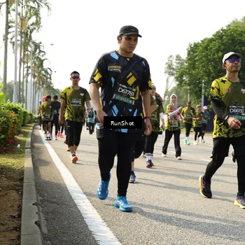 Runner Photo 6987984