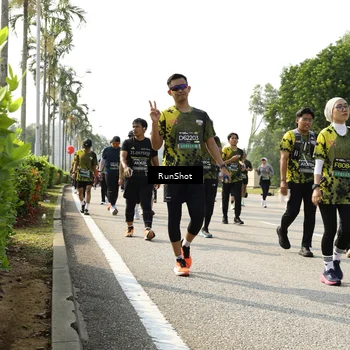 Runner Photo 6987989