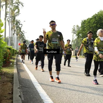 Runner Photo 6987993