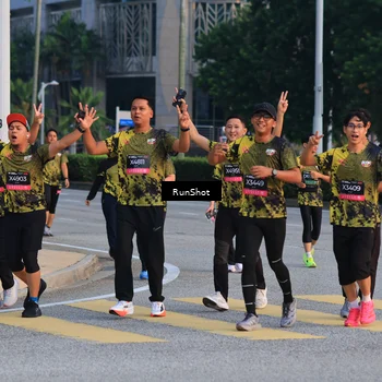 Runner Photo 6987995