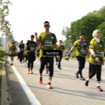 Runner Photo 6988010