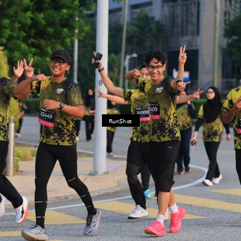 Runner Photo 6988030