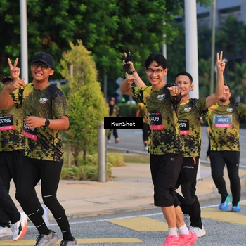 Runner Photo 6988040