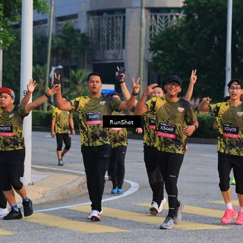 Runner Photo 6988041