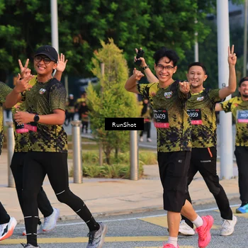 Runner Photo 6988043