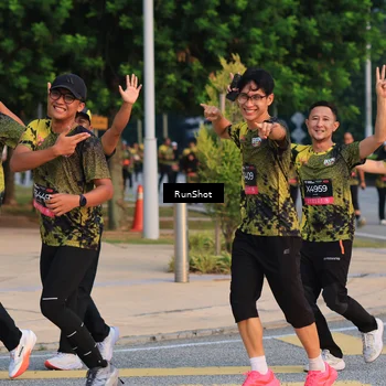 Runner Photo 6988046