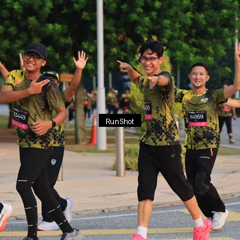 Runner Photo 6988052