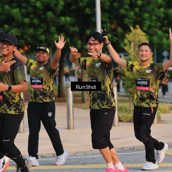 Runner Photo 6988056