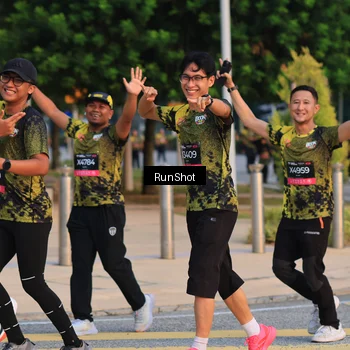 Runner Photo 6988058