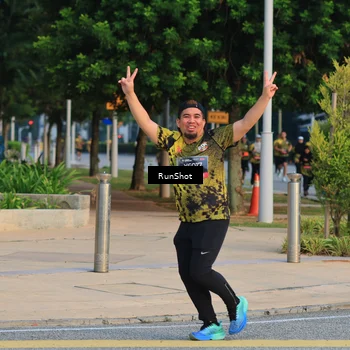 Runner Photo 6988071