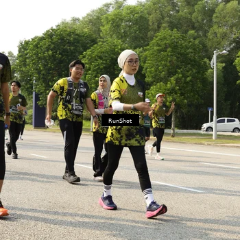 Runner Photo 6988080