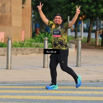 Runner Photo 6988084