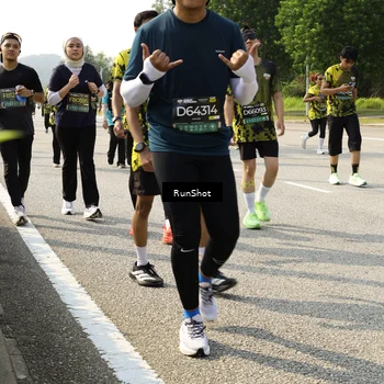 Runner Photo 6988095