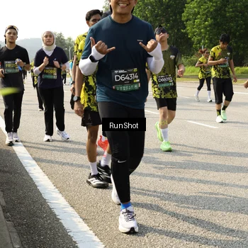 Runner Photo 6988109