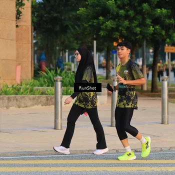 Runner Photo 6988124