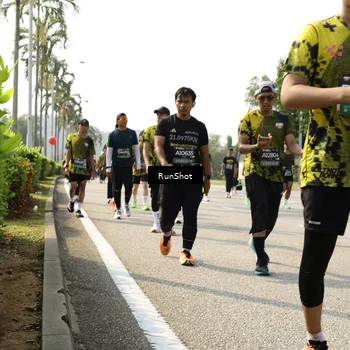 Runner Photo 6988131