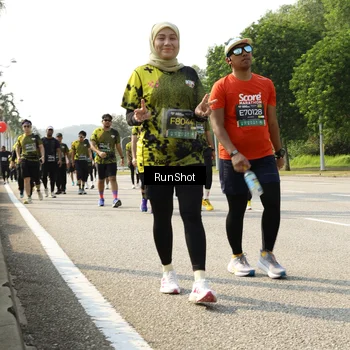 Runner Photo 6988208