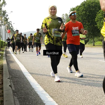 Runner Photo 6988209