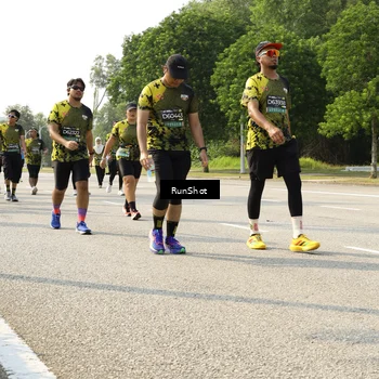 Runner Photo 6988245