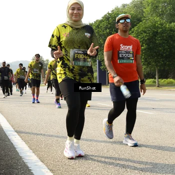 Runner Photo 6988246