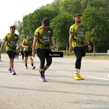 Runner Photo 6988286