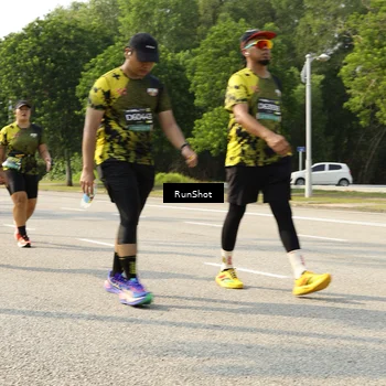 Runner Photo 6988292