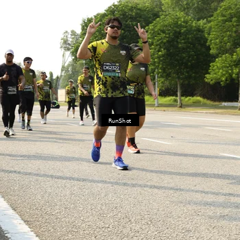 Runner Photo 6988307