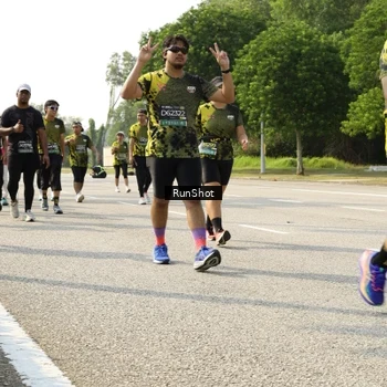 Runner Photo 6988313