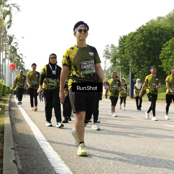 Runner Photo 6988329