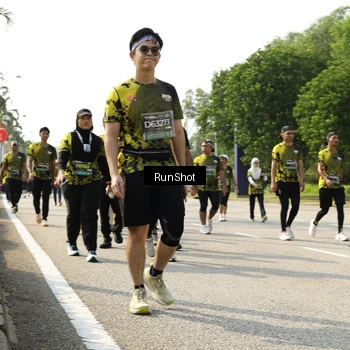 Runner Photo 6988336