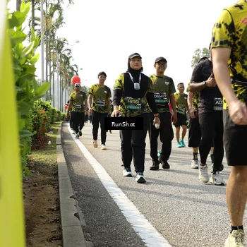 Runner Photo 6988357