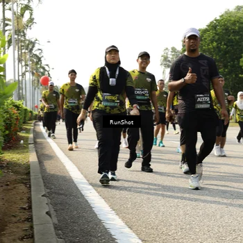 Runner Photo 6988359